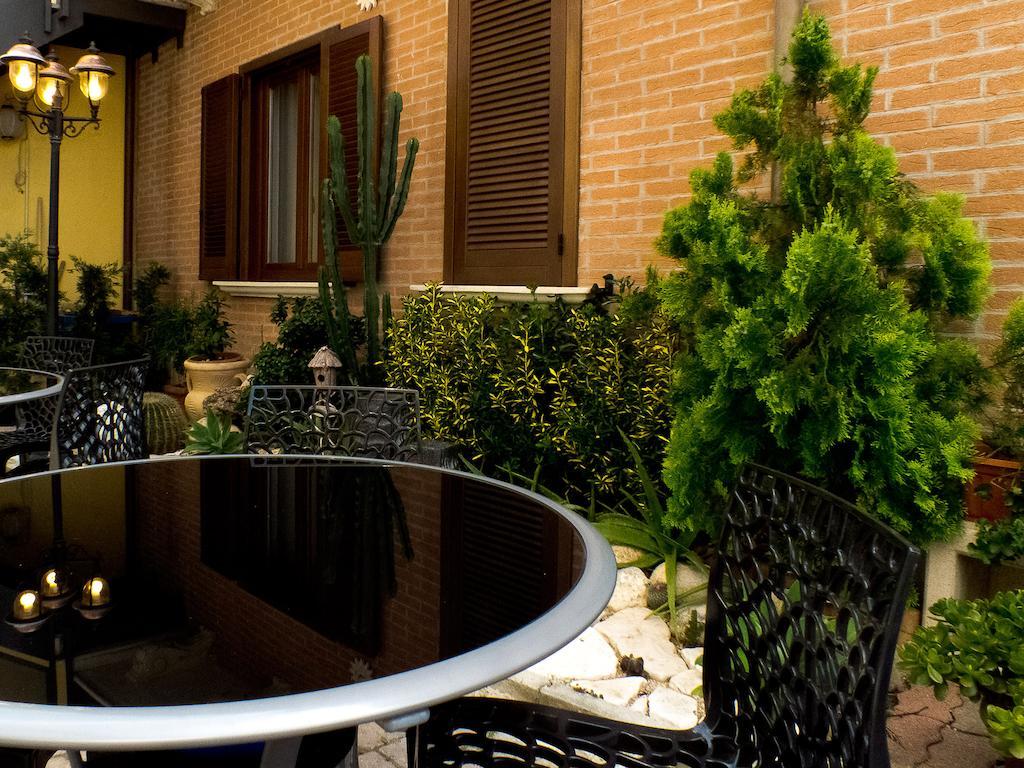 B&B Luca Montesilvano Marina Buitenkant foto